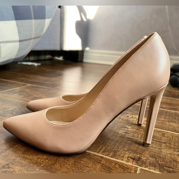 Tatiana Leather Heels - Picture 2 of 8